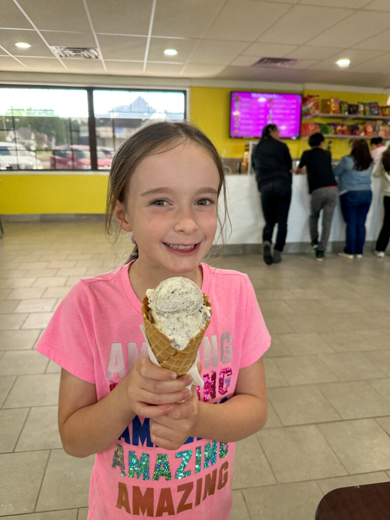 Arkansas tween blogger, Norah, holds an ice cream cone from La Nueva Michoacana - Mexican Ice Cream Factory